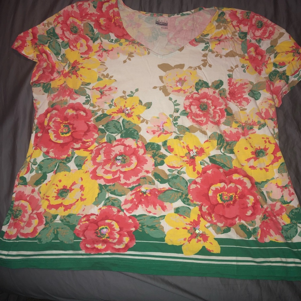 Basic editions floral t shirt